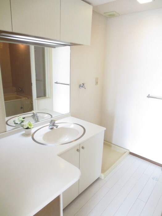 洗面 ヴェルビュ二条城東