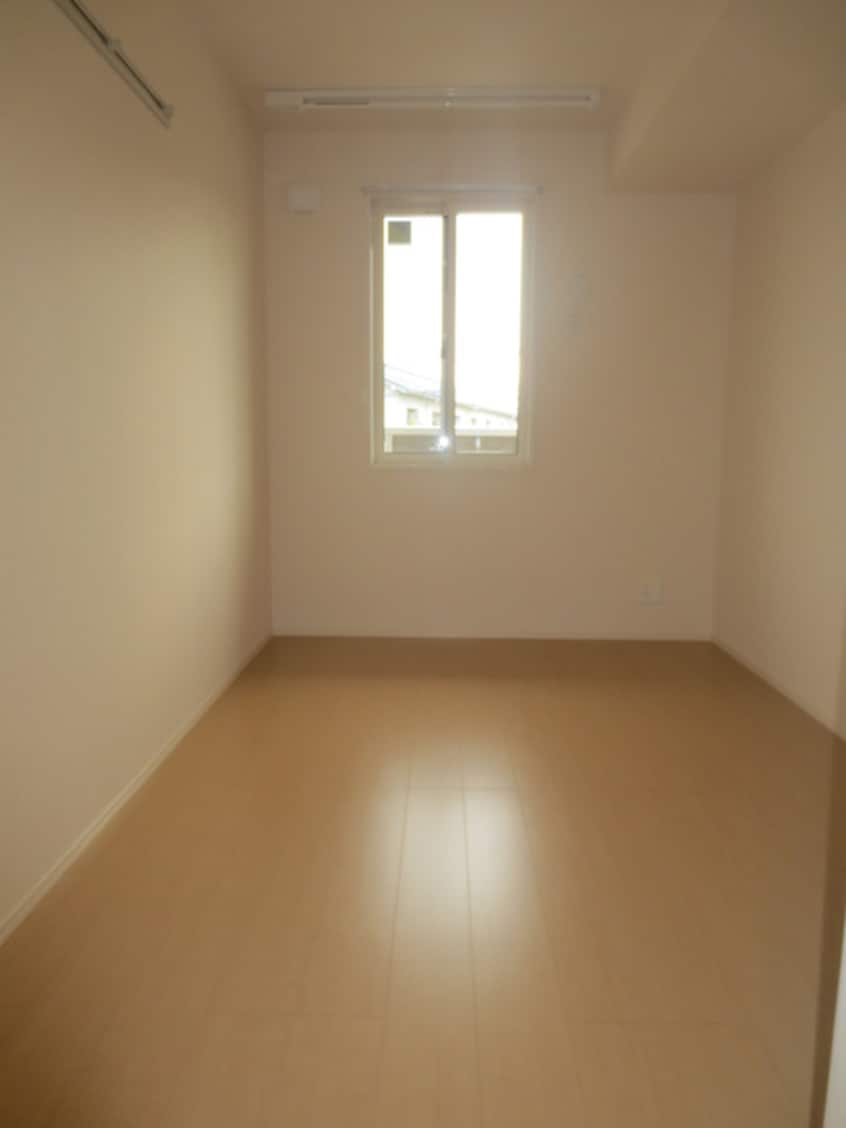 居室 アコルデ西岩田