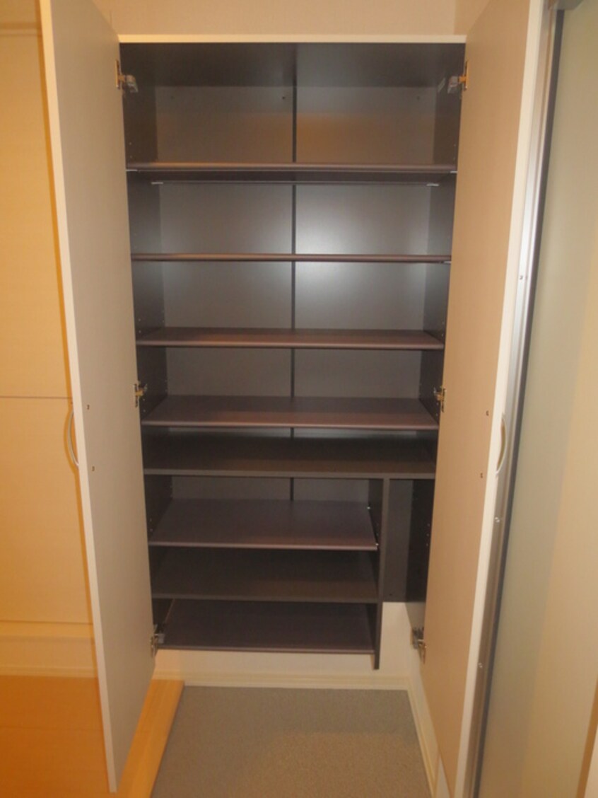 靴箱 アコルデ西岩田