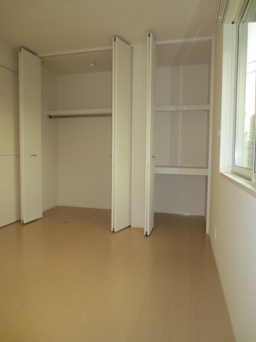 収納 アコルデ西岩田