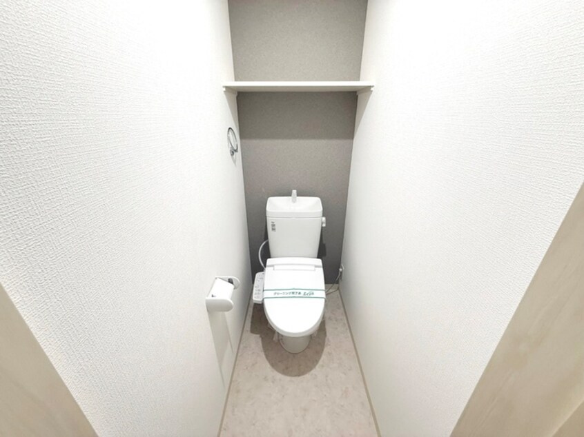 トイレ Ｄ　ｐｏｒｔａ　ｅｔｅｒｎｏ