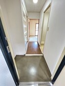 玄関 サントハウス小阪