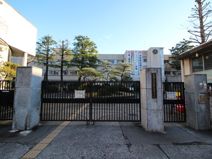 大阪府立寝屋川高校(高等学校/高等専門学校)まで700m マキシム寝屋川