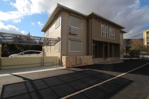 サニーコート　B棟