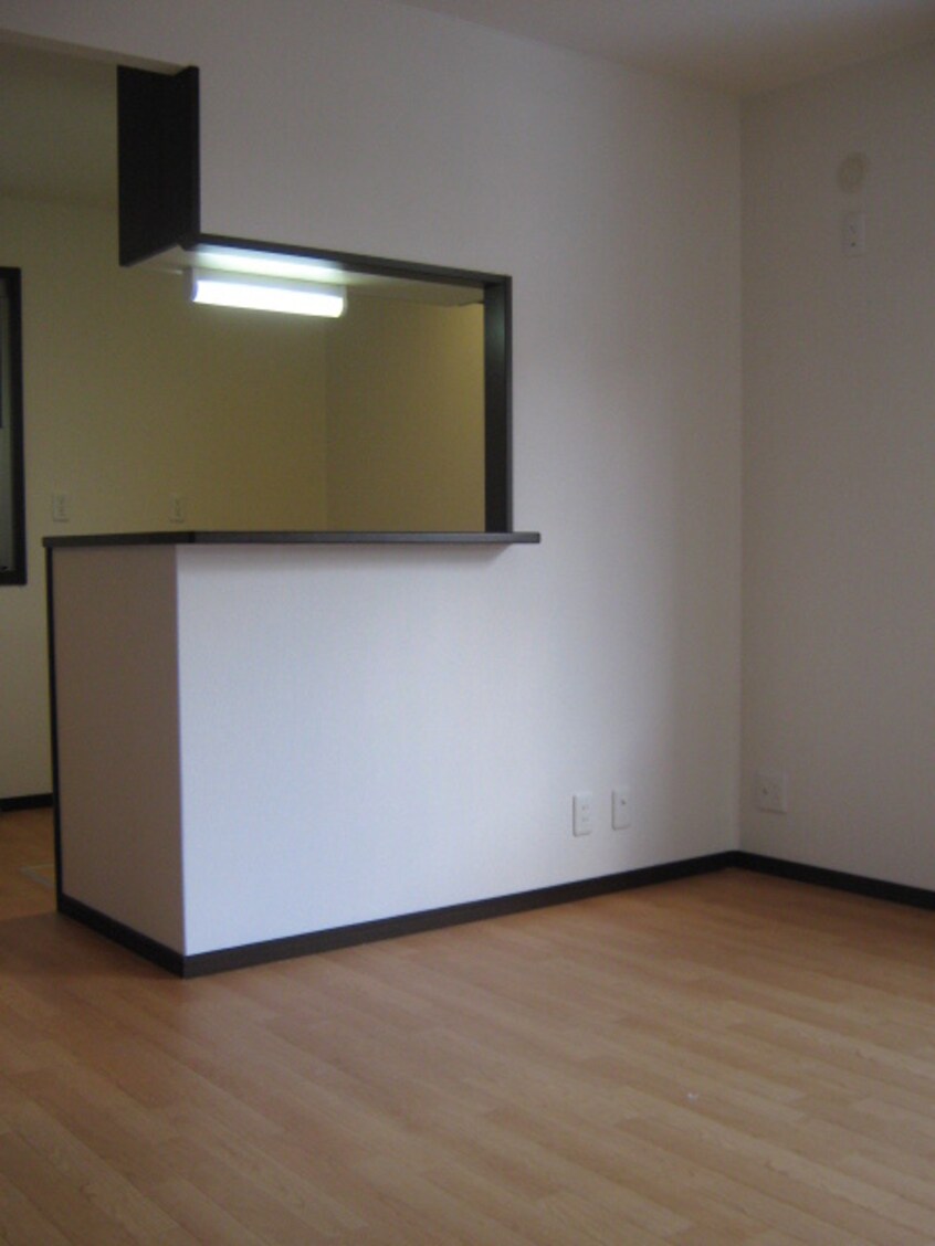 居室 リヴェ－ル