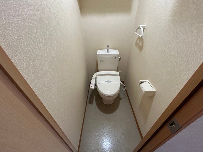トイレ サンクスパレ桂Ⅱ