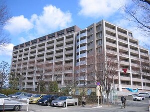 ﾌﾟﾗｲﾑﾌｫｰﾄ千里中央(1112)