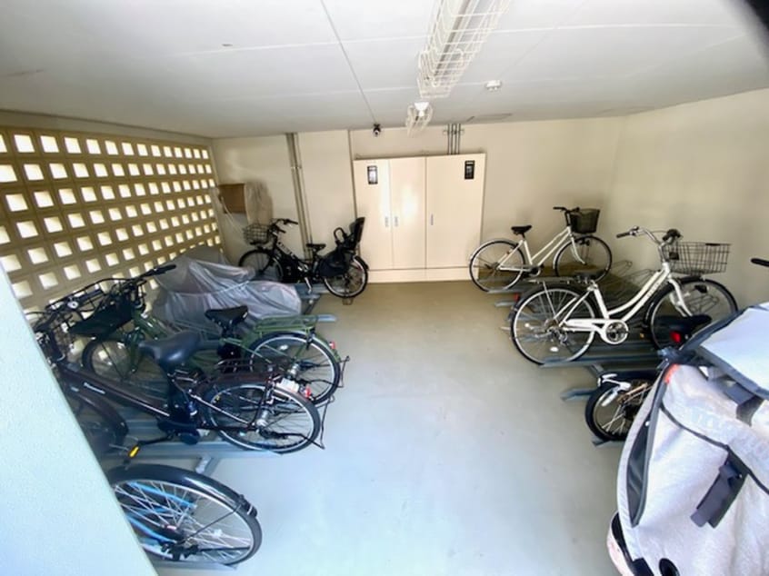 駐輪場 ミミエデン西北