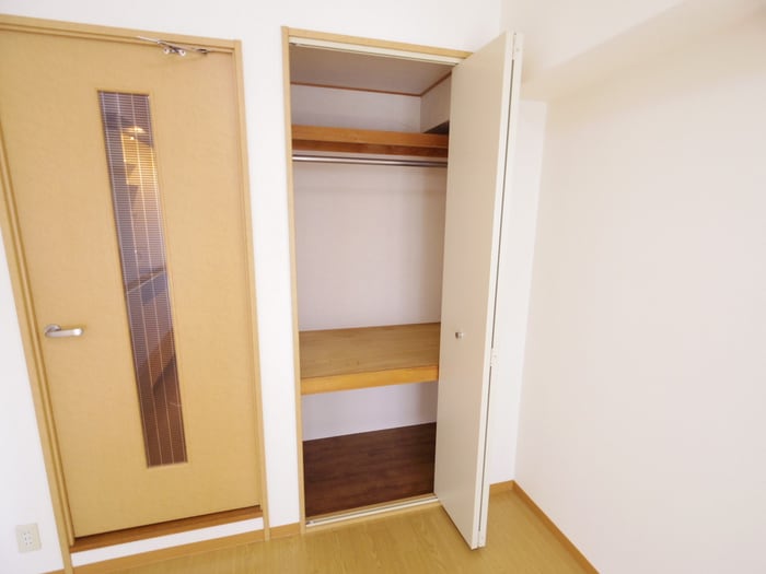 収納 アンピ－ル伏見桃山