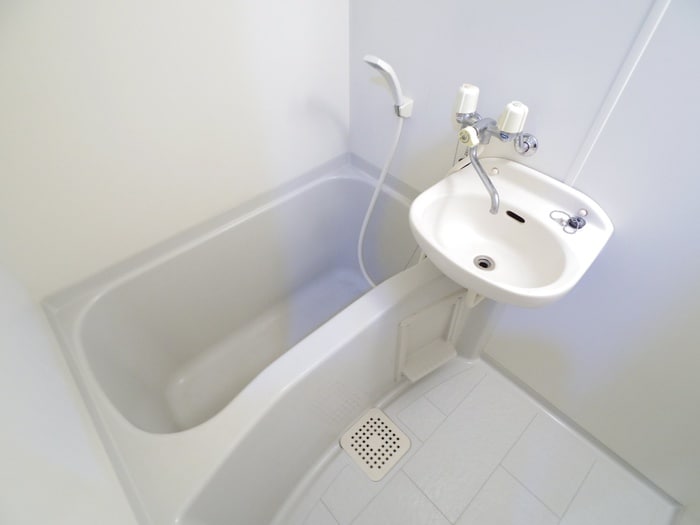 バス／シャワールーム等 アンピ－ル伏見桃山