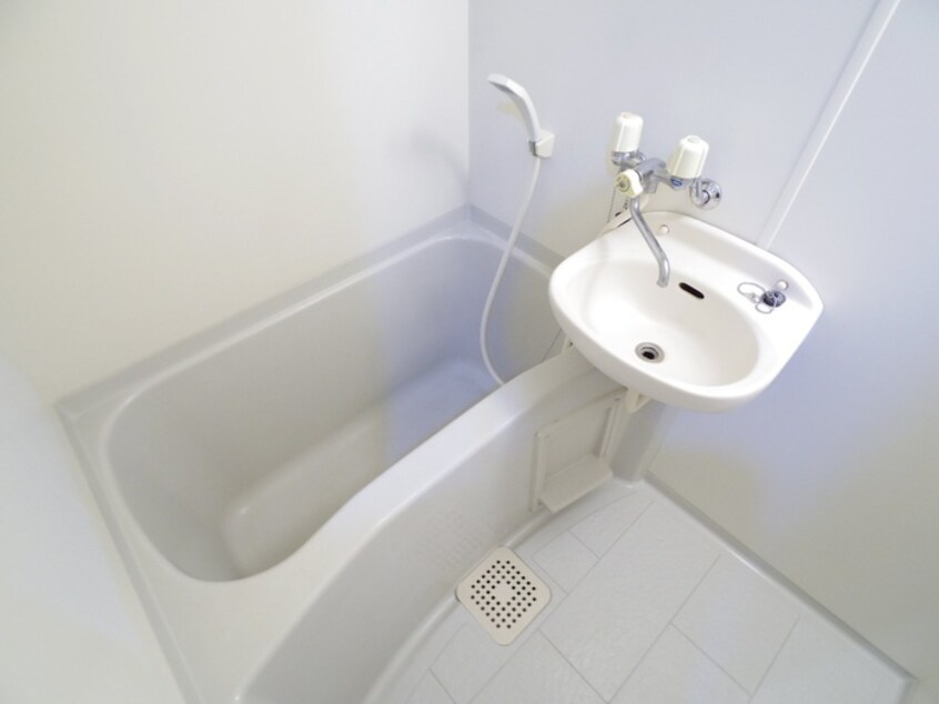 バス／シャワールーム等 アンピ－ル伏見桃山