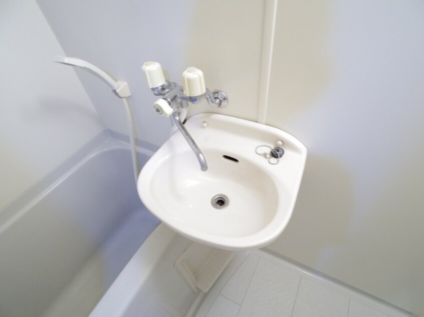 洗面 アンピ－ル伏見桃山