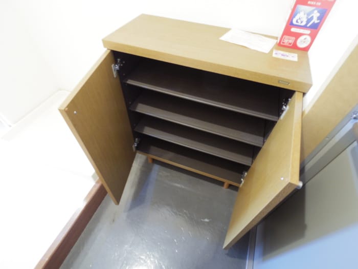 靴箱 アンピ－ル伏見桃山