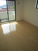 居室 オルタンシア下山手