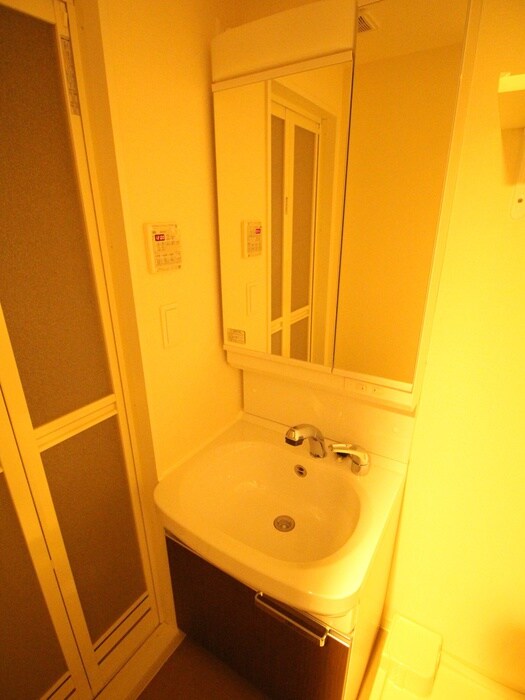 洗面 プレサンス三宮ポルト（205）