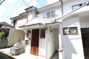 山ノ内荒木町貸家13-30