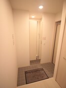 玄関 H&B吉田