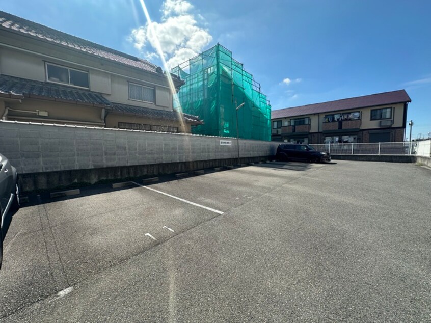 駐車場 ツイン８８・N棟