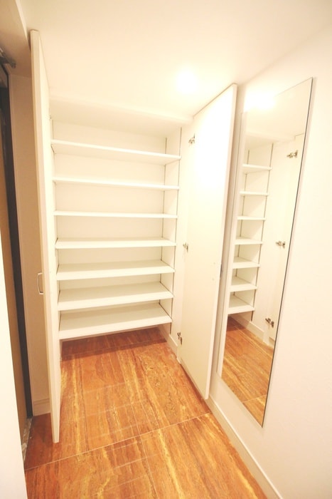 靴箱 ORSUS新大阪