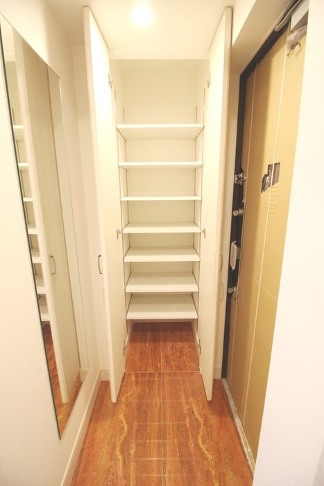 靴箱 ORSUS新大阪