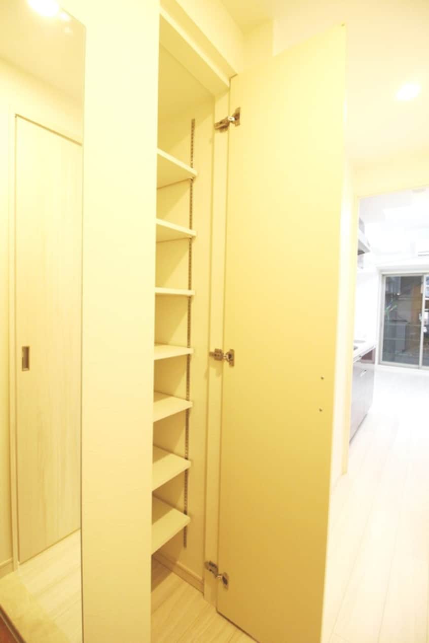 靴箱 ORSUS新大阪