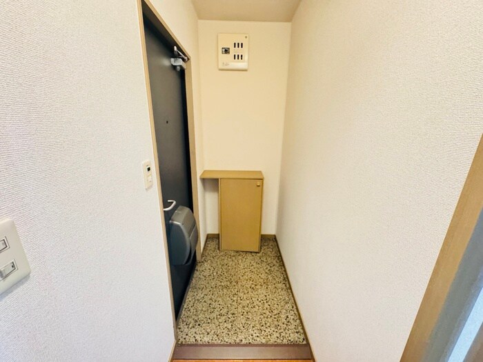 玄関 ブルーハイツ