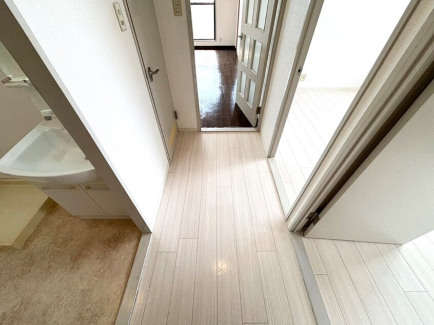 廊下 ＴＳアゼリア