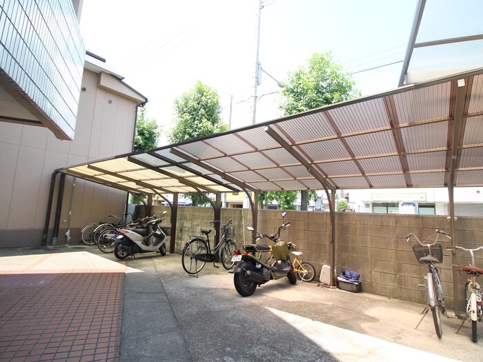 駐輪場 エル牧野