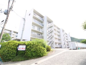 清和台センターハイツN棟(301)