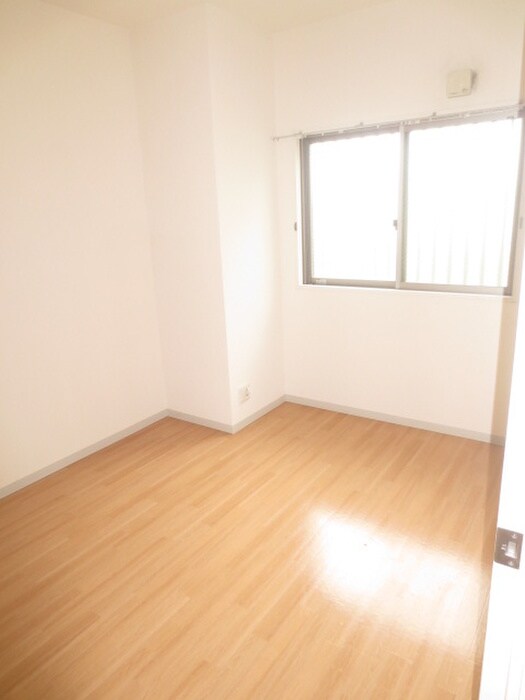 居室 ルミナスベガ