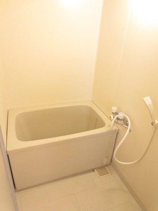 バス／シャワールーム等 リヴィエ－ル壱番館