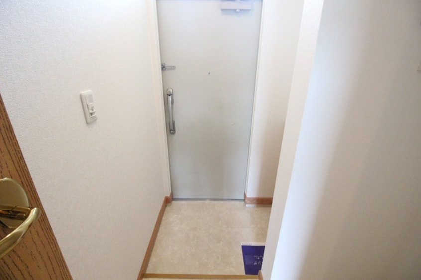 玄関 エスポア－ルＡ棟