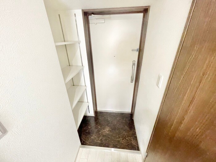 玄関 ＡＱＵＡ　ＧＡＬＡＸＹ