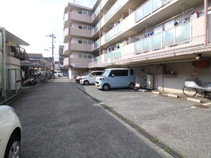 駐車場 ソレイユ山本