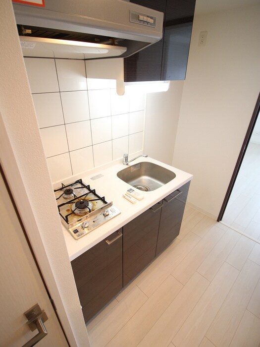 キッチン ｴｽﾌﾟﾚｲｽ新大阪ｻｳｽｹﾞｰﾄ(1506)
