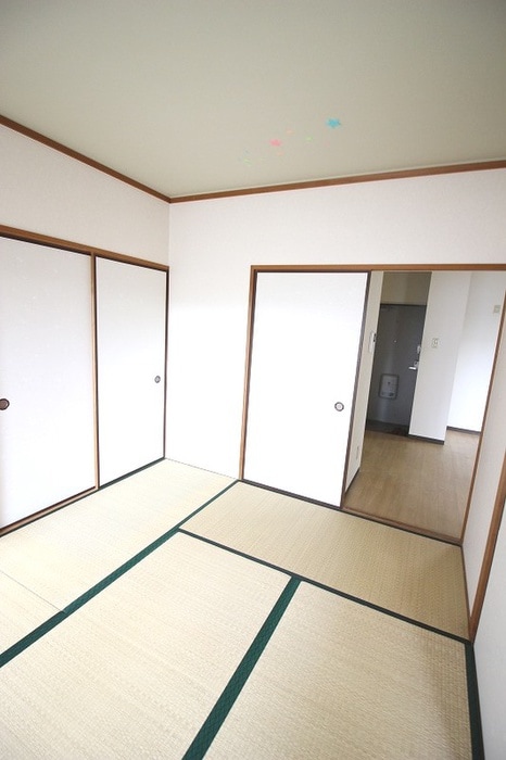 居室 ヴィオス９