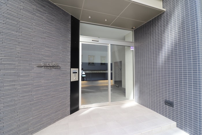 エントランス部分 エス・キュート尼崎Ⅱ