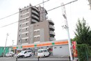 サンクス 巽中4丁目店(コンビニ)まで210m クラリスクオーレ