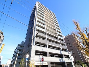 ﾗﾗﾌﾟﾚｲｽ大阪ｻﾞ･ﾘｳﾞｧｰｼﾞｭ（607）