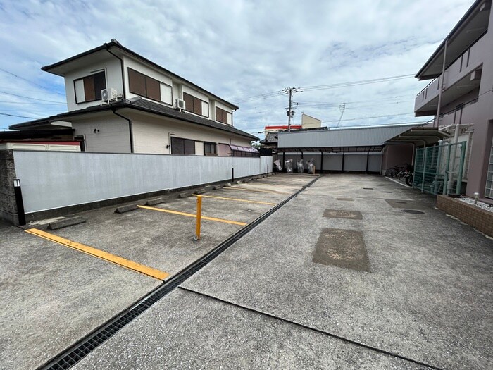 駐車場 ビラ･アモーレ