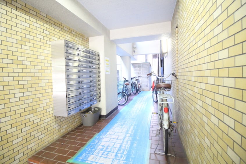 エントランス部分 シャト－・ド・フェニックス