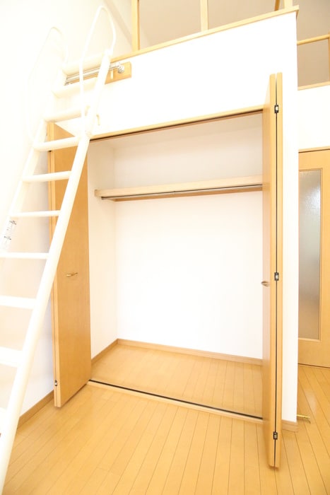 収納 メディナ三条室町