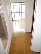 廊下 プレザントイン古曽部