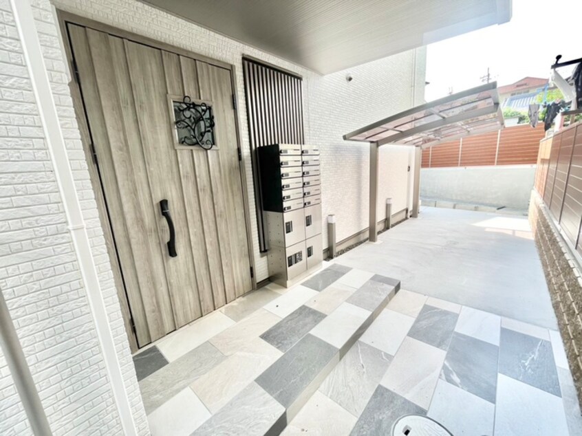 エントランス部分 クリエオーレ永楽荘