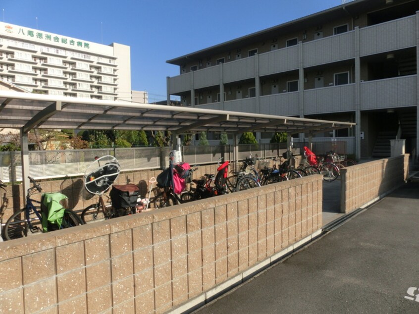 駐輪場 サンメゾン荘内