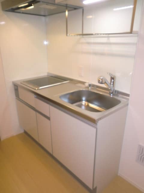 キッチン サンメゾン荘内