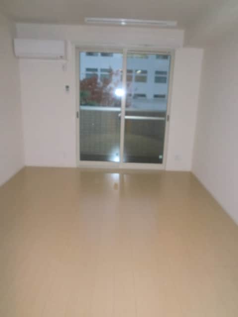 居室 サンメゾン荘内