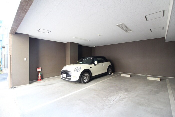 駐車場 CREATO新大阪Serenity(504)