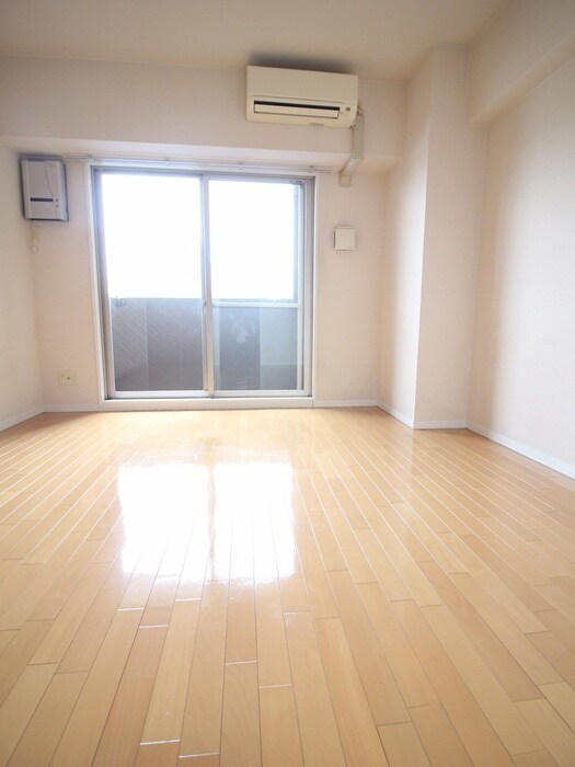 居室 CREATO新大阪Serenity(504)