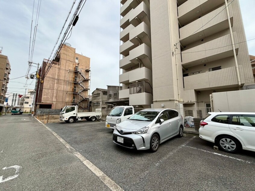 駐車場 ＡＸＩＳ天神ノ森